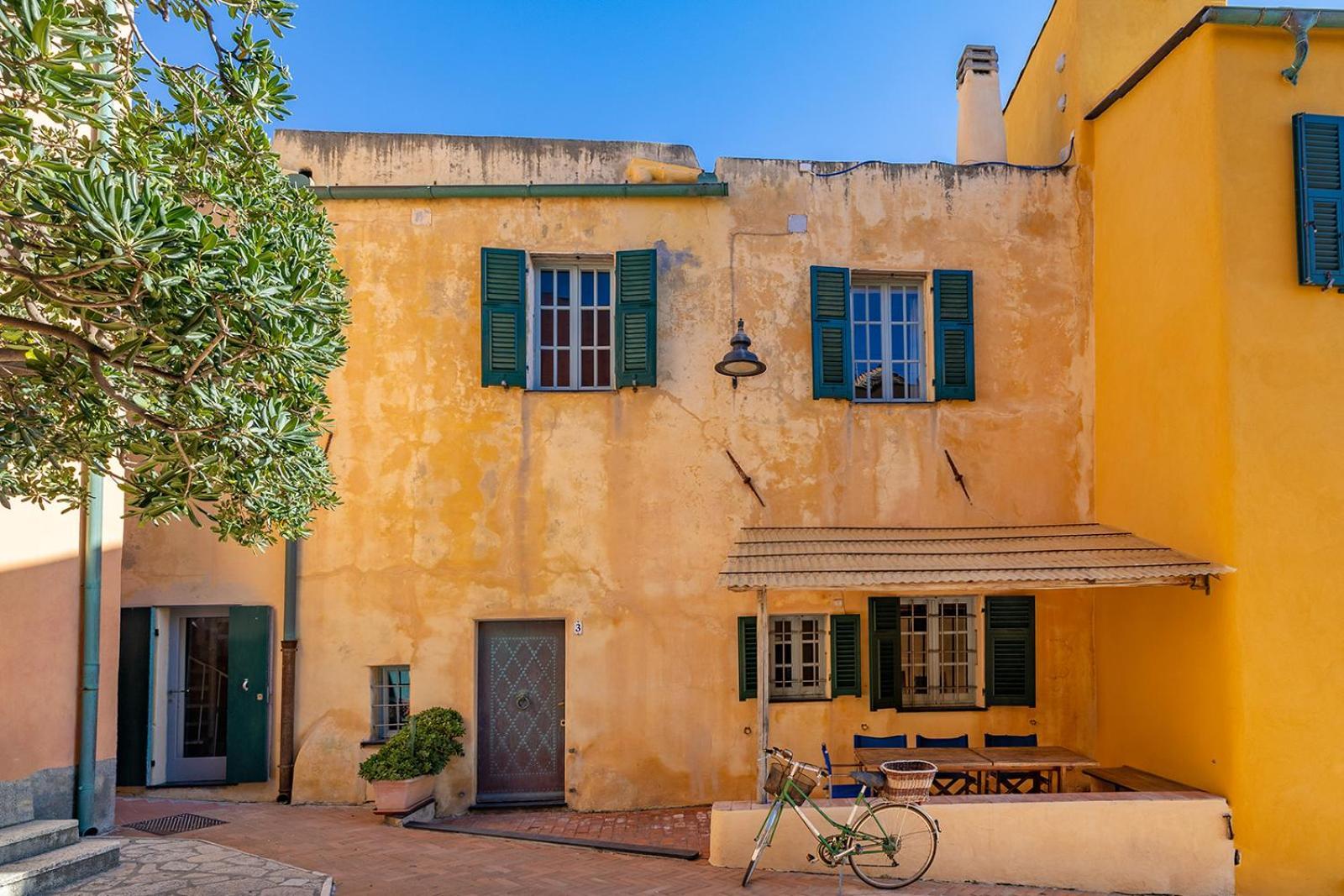 Casa Saracena Fronte Mare Βίλα Varigotti Εξωτερικό φωτογραφία