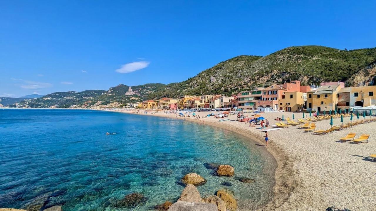 Casa Saracena Fronte Mare Βίλα Varigotti Εξωτερικό φωτογραφία