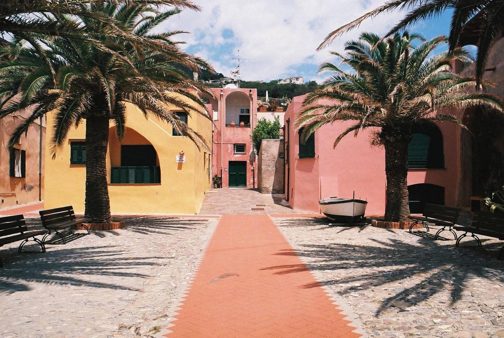 Casa Saracena Fronte Mare Βίλα Varigotti Εξωτερικό φωτογραφία